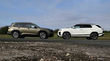 Subaru Forester and KGM Actyon - face-to-face static